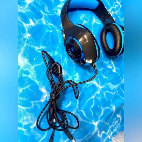 BlueFire Gaming Headset, Over-Ear Headphones with Mic and LED - Picture 1 of 15